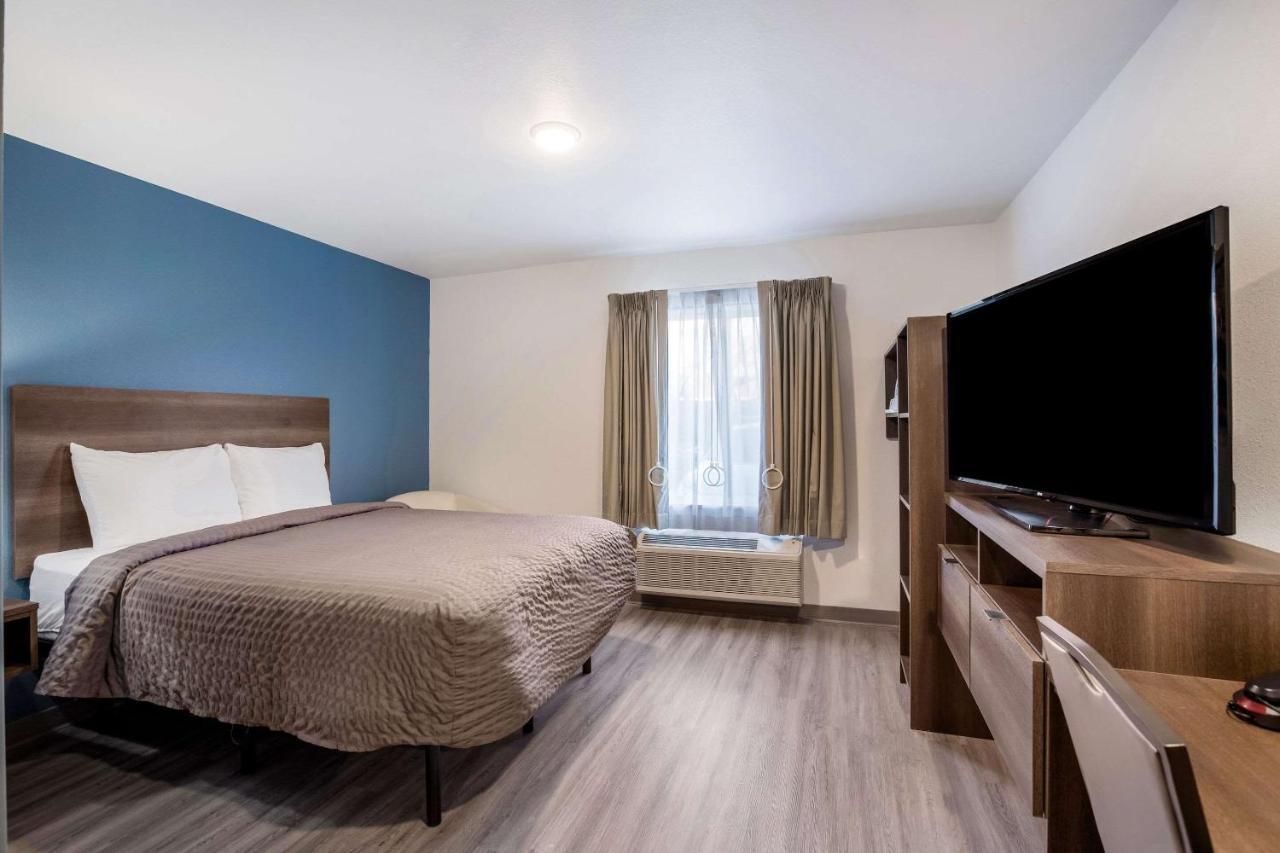 Woodspring Suites Detroit Madison Heights Exterior photo